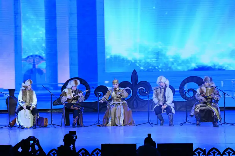 В Кызылорде прошел международный фестиваль фольклорно-музыкального искусства «Қоркыт және Ұлы дала сазы» (10)