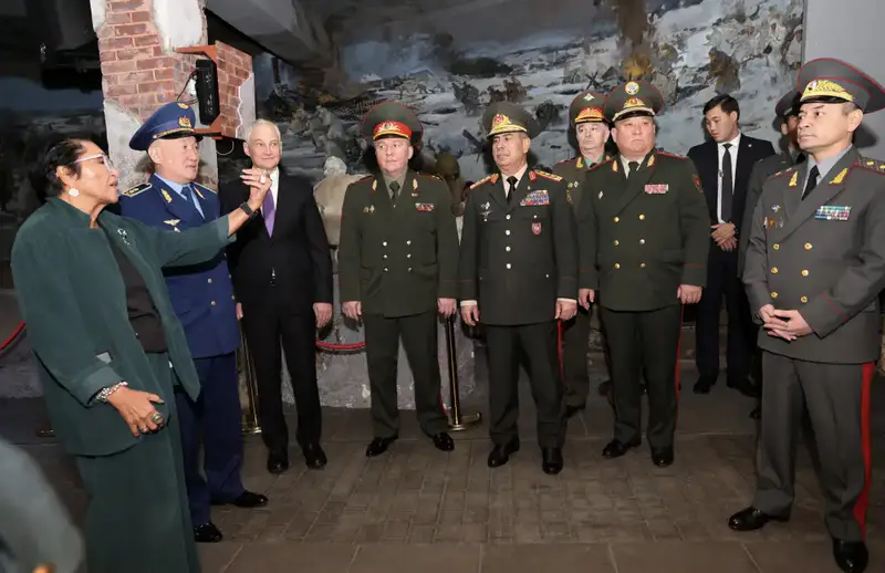 Симпозиум министров обороны СНГ в Алматы: укрепление военного сотрудничества и обмен опытом Астане