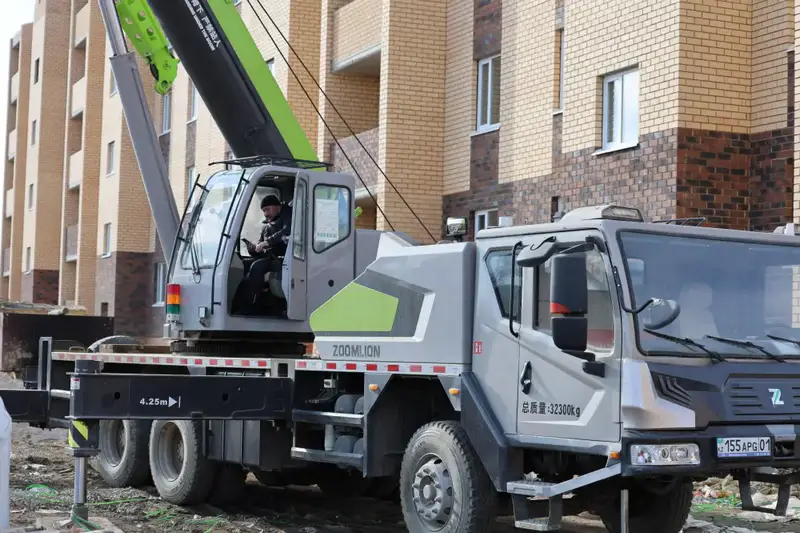 В Буландынском районе возводят 120-квартирный дом по программе «Реновация» (2)