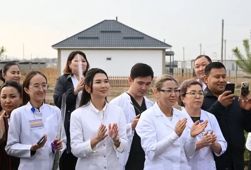 В области Жетісу сдали в эксплуатацию дом для медиков и педагогов (3)