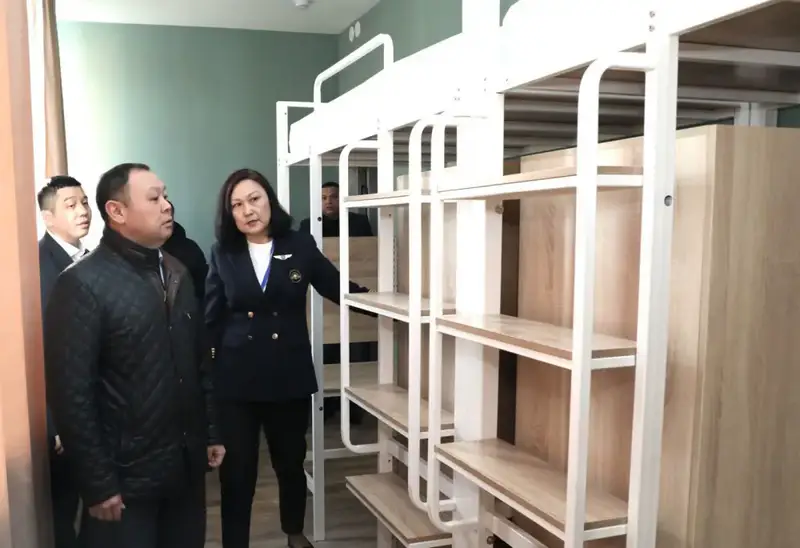 Заместитель акима Алматы Абзал Нукенов проверил ход строительства студенческих общежитий (2)