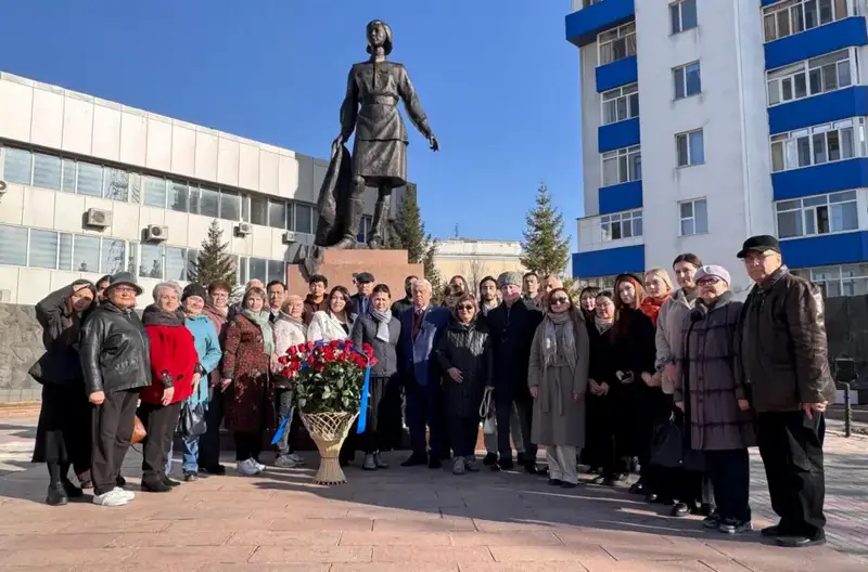 Торжество в честь 100-летия Алии Молдагуловой провели в Астане (2)