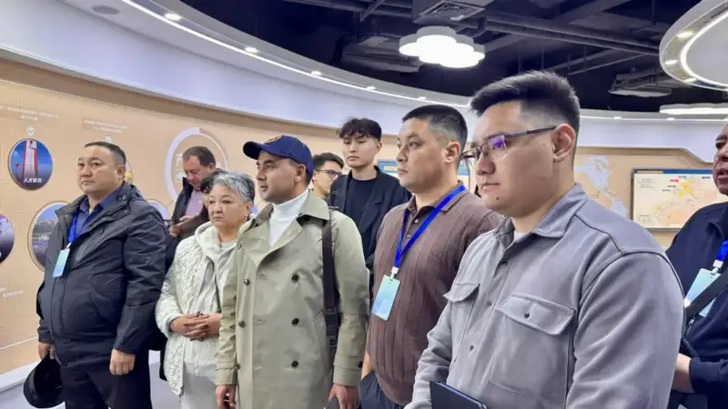 Делегация ВКО изучает опыт Китая в сфере цифровизации и передовых технологий (3)