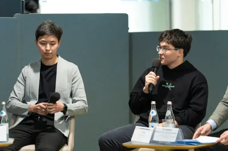 Эксперты обсудили будущее городской инфраструктуры и кибербезопасности на сессии в Astana IT University Астане