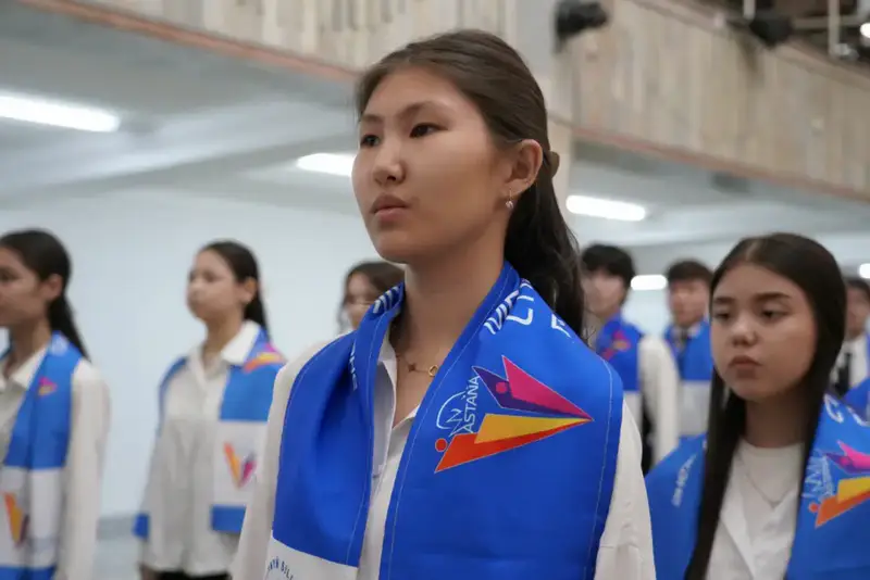 Новая волна молодежного лидерства: инаугурация президентов школьных и студенческих парламентов в Астане Астане