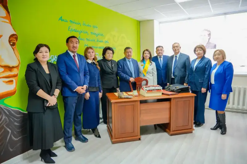 В столичной школе прошла конференция, объединяющая науку, культуру и воспитание (10)