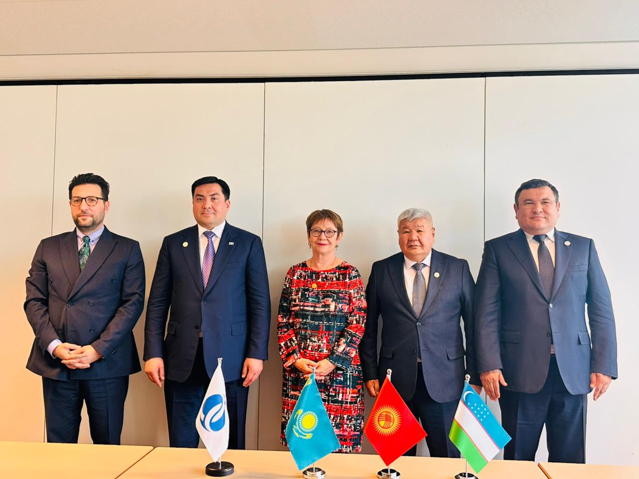 Казахстан – ключевой энергетический партнер для ЕС: в Брюсселе подписаны новые соглашения в сфере «зеленой» энергетики (3)