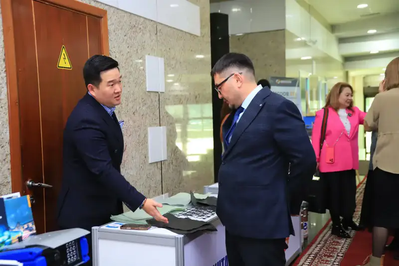 Чествование лучших и признание заслуг дорожников Казахстана: В Министерстве транспорта впервые отметили День работников автодорожной отрасли (9)