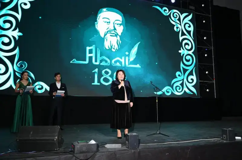 В АТЫРАУ ПРОШЕЛ РЕСПУБЛИКАНСКИЙ СТУДЕНЧЕСКИЙ ФОРУМ «SENIMMEN BIRGE» (2)