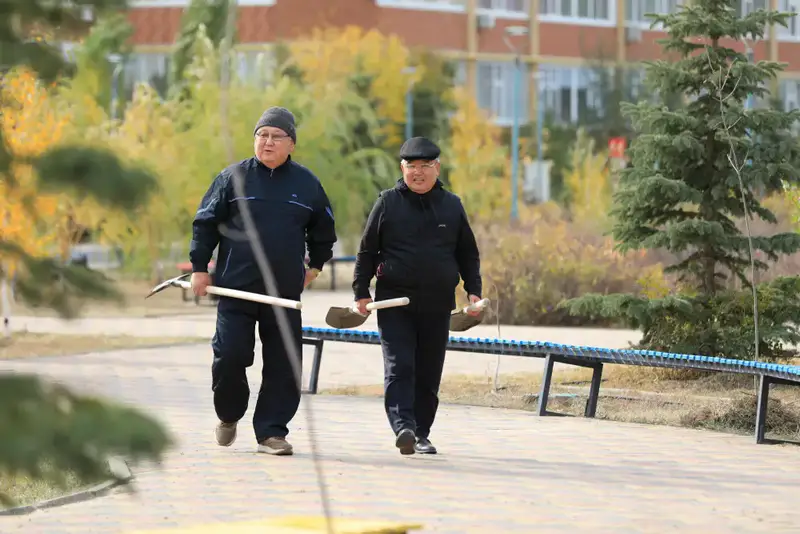 В рамках акции «Таза Казахстан» в Актюбинской области было высажено около 7300 саженцев (6)
