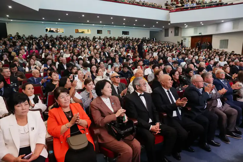 В Жамбылской области отметили День Республики (2)