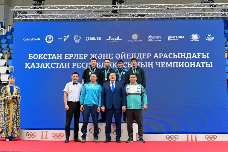 Финальные поединки чемпионата Казахстана по боксу стартовали в Семее Астане