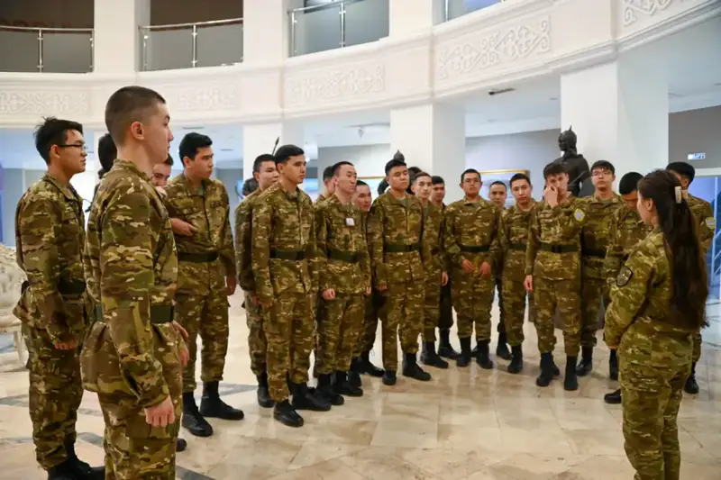 Студенты военной кафедры посетили музей в Астане Астане