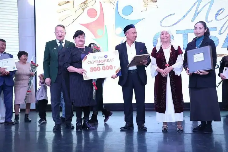 Семья из Сарани представит Карагандинскую область на республиканском этапе конкурса «Мерейлі отбасы» (7)