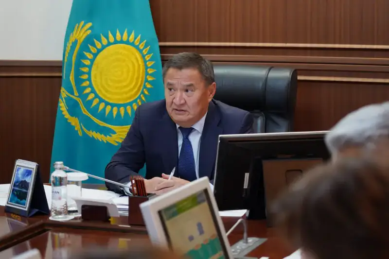 Аким области заслушал доклад о деятельности АО «СПК «KOKSHE» (3)