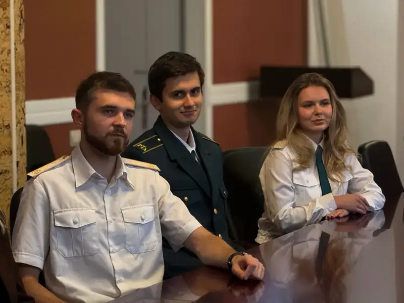 В Санкт-Петербурге состоялась встреча представителей КГД МФ РК со студентами Российской таможенной академии (2)