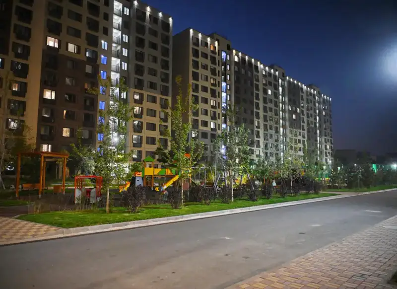 Аким Алматы встретился с жителями жилого комплекса Auezov City и проверил ход реконструкции резервуара «Думан» (4)