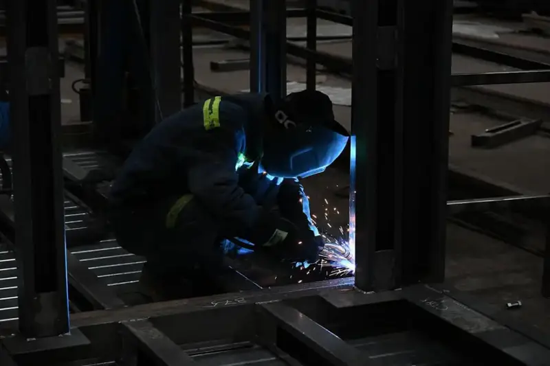 Аким Алматы Дархан Сатыбалды ознакомился с деятельностью ведущих промышленных и логистических предприятий города (10)