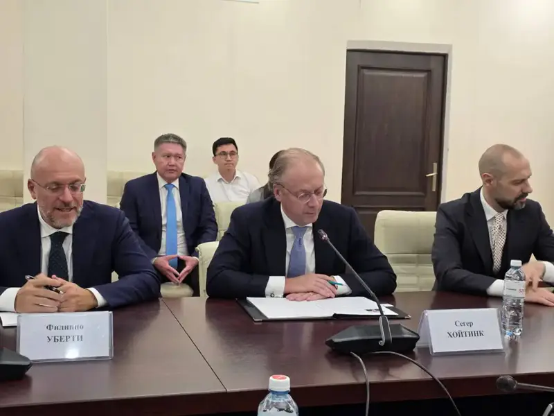 КАЗАХСТАН И ИТАЛЬЯНСКАЯ ЭНЕРГЕТИЧЕСКАЯ КОМПАНИЯ ENI РАСШИРЯЮТ СОТРУДНИЧЕСТВО В СФЕРЕ ЗДРАВООХРАНЕНИЯ (4)