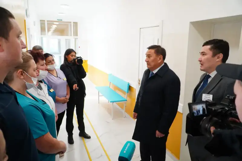 Аким области ознакомился с социальными объектами и новым производством в Аккольском районе (8)