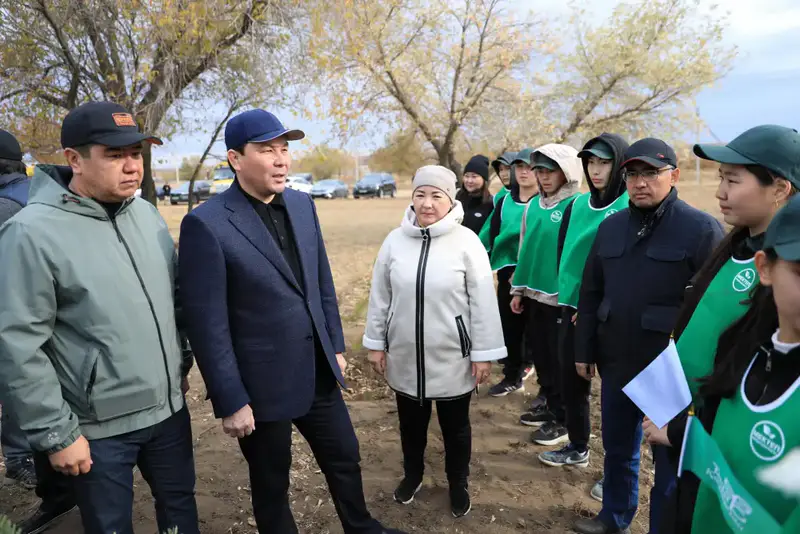 Ақтөбе облысында «Мектеп орманшылығы» жобасы аясында 1350 түп ағаш отырғызылды (3)