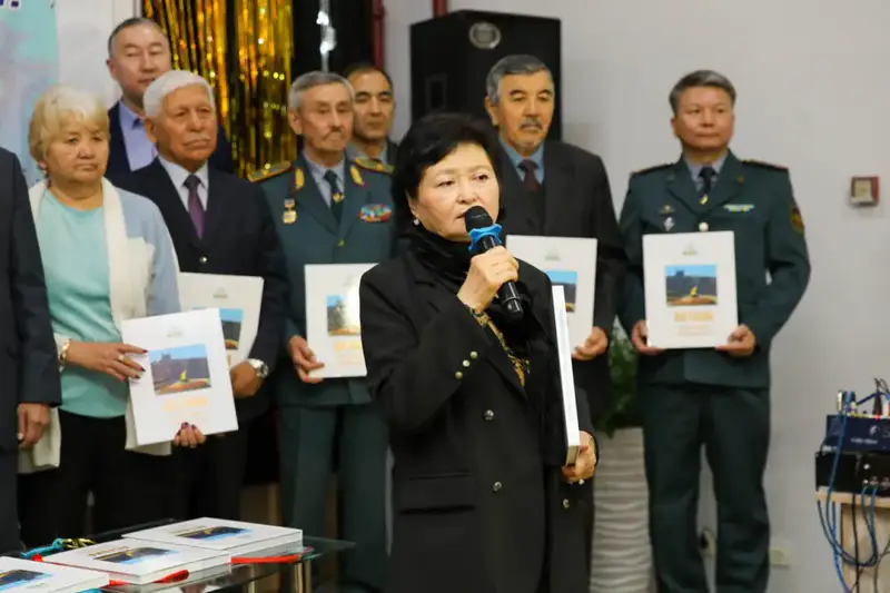 Ветераны передадут книгу «Астана. Поколение победителей» в библиотеки школ (4)