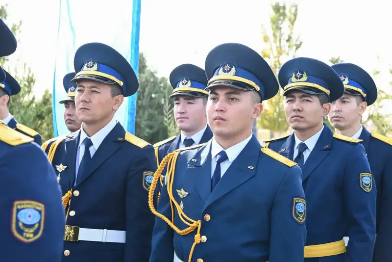 В Кызылорде прошла церемония поднятия Государственного Флага ко Дню Республики (10)