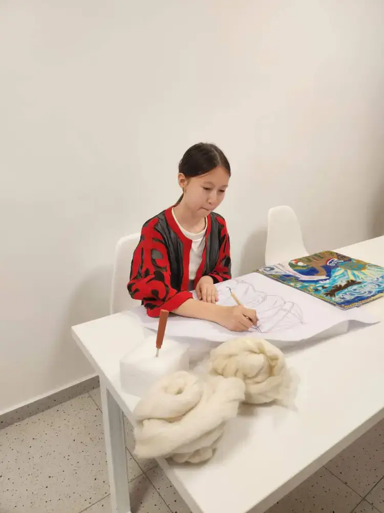 В ШКОЛЕ ГОРОДА СЕМЕЙ ОТКРЫЛСЯ КРУЖОК «КИІЗ БАСУ» (6)