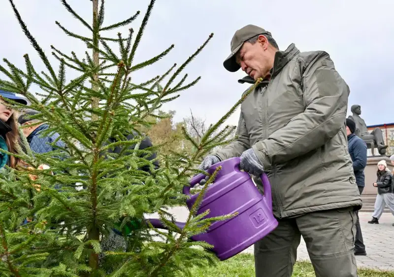 Сегодня в рамках республиканской экологической программы «Таза Қазақстан», инициированной Главой государства, в нашей области прошла масштабная экоакция (2)