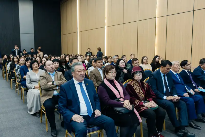 В Атырау проходят масштабные культурные мероприятия, посвящённые 90-летию Жумекена Нажимеденова (7)