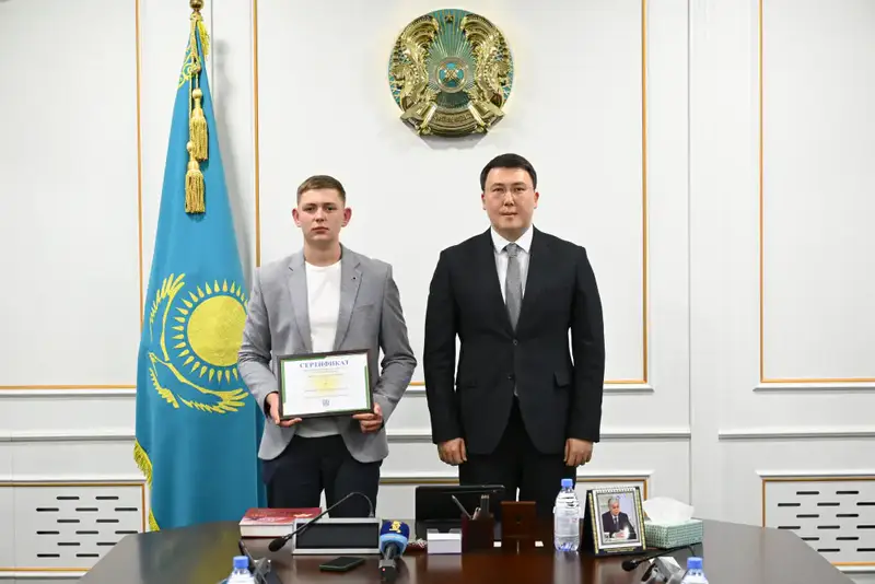 Отслуживший в армии житель области Жетісу получил грант на бесплатное обучение в вузе (3)