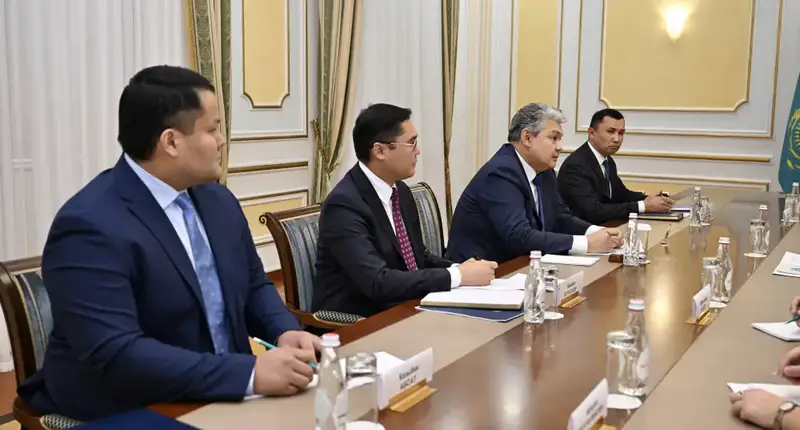 Министр иностранных дел Казахстана провёл встречу с Генеральным секретарём ТюркПА (3)