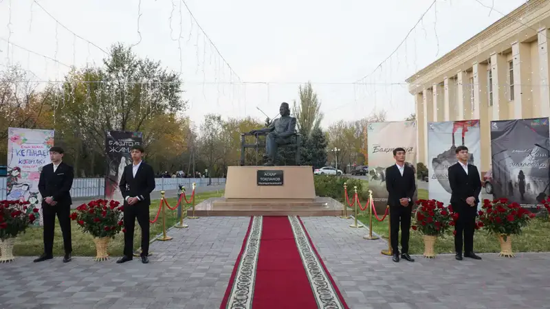 В Таразе начался республиканский театральный фестиваль (3)