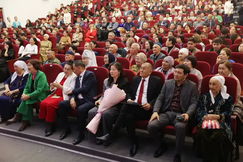 В Таразе стартовал республиканский театральный фестиваль (6)