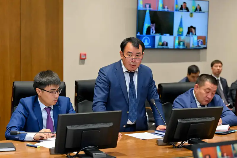 В области Абай рассмотрен вопрос ускорения темпов жилищного строительства (10)