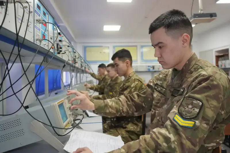 Участие Казахстана в миротворческих миссиях: шаг к укреплению международного статуса и стабильности Астане