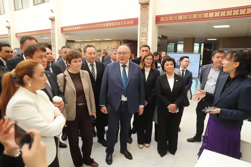 Форум стратегических партнеров: AI-Sana формирует интеллектуальное будущее Казахстана (5)