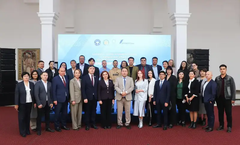 В Алматы состоялось заседание Клуба журналистов Ассамблеи народа Казахстана, посвящённое 30-летию АНК (4)