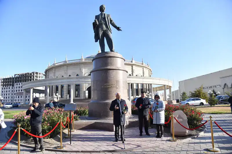 В Атырау проходят масштабные культурные мероприятия, посвящённые 90-летию Жумекена Нажимеденова (3)