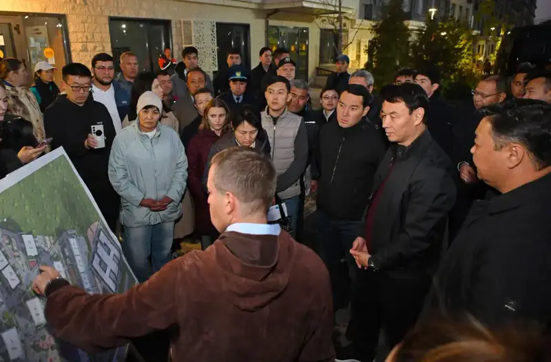 Аким Алматы встретился с жителями жилого комплекса Auezov City и проверил ход реконструкции резервуара «Думан» (3)