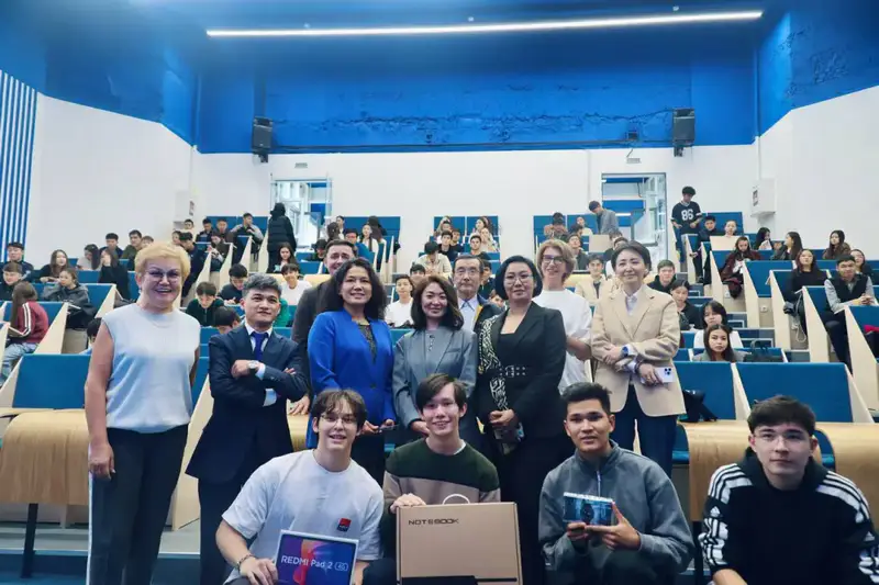 Форум по финансовой грамотности в Satbayev University: обсуждение кредитования и кибербезопасности Астане