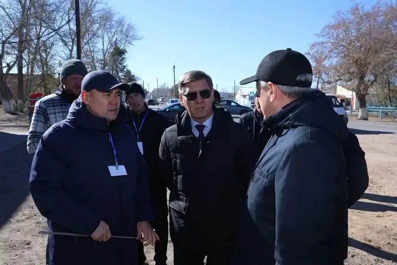 В селе Доскей Бухар-Жырауского района завершают реконструкцию канализационных сетей (4)