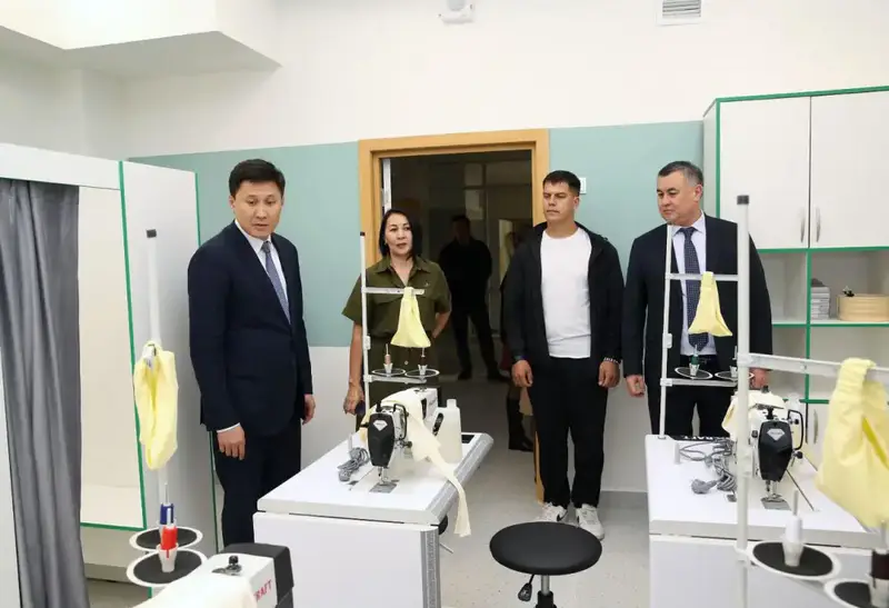 В Алматы ко Дню Республики открыли четыре новые школы (5)