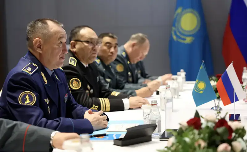 Министр обороны Казахстана провел переговоры с коллегами из России и Беларуси (3)