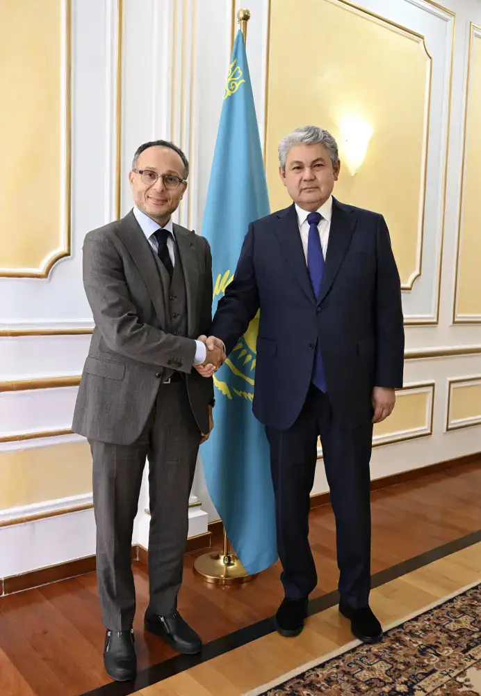 Мосты сотрудничества: встреча с Генсеком ТюркПА! Астане