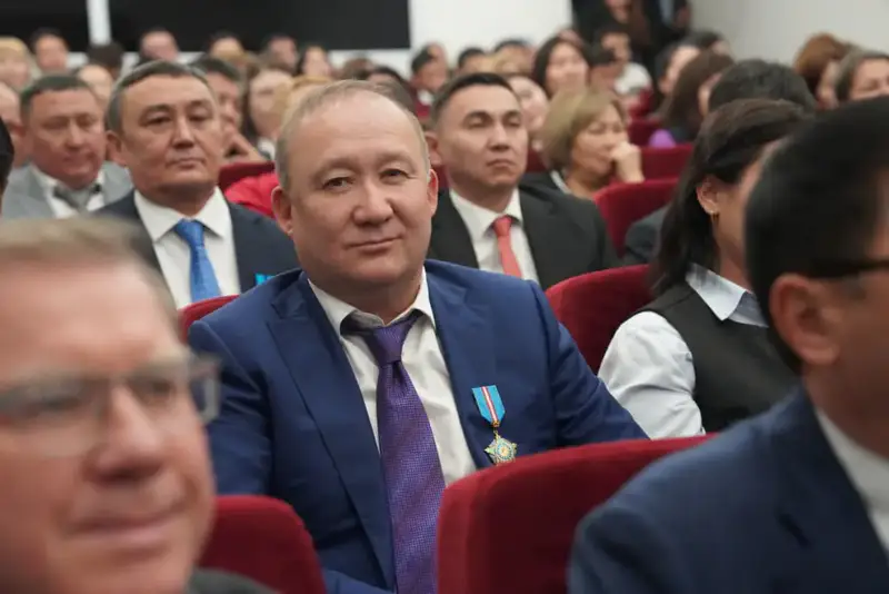 Государственные награды ко Дню Республики получили более 30 сотрудников подведомственных организаций МСХ (6)