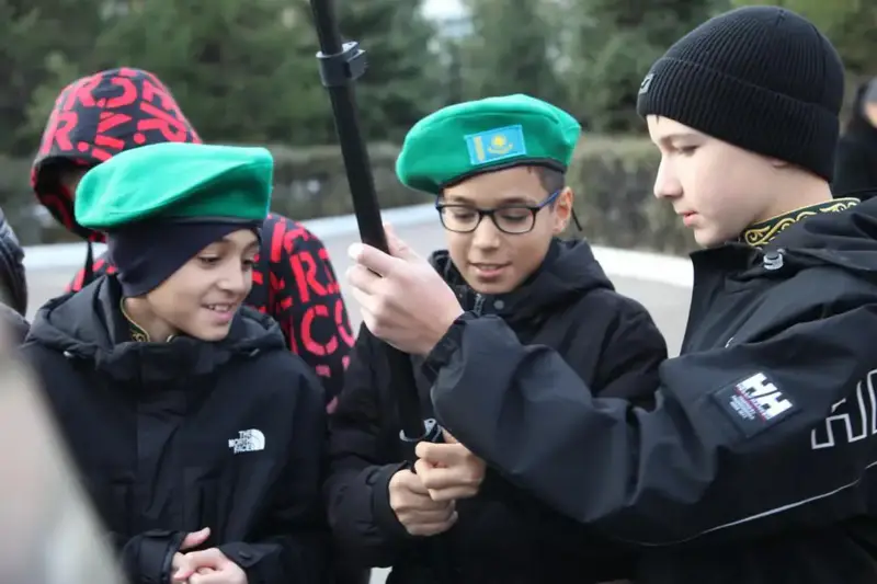 Урок духа и патриотизма: школьники познакомились с жизнью пограничников (4)