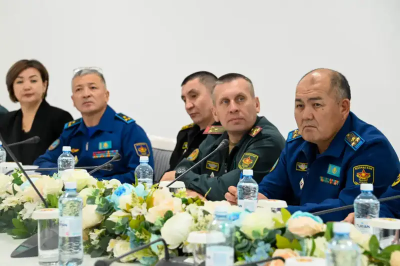 В Министерстве обороны обсудили вопросы социальной интеграции военнослужащих после увольнения в запас (3)