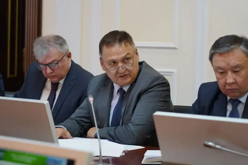 Аким области заслушал доклад о деятельности АО «СПК «KOKSHE» (2)