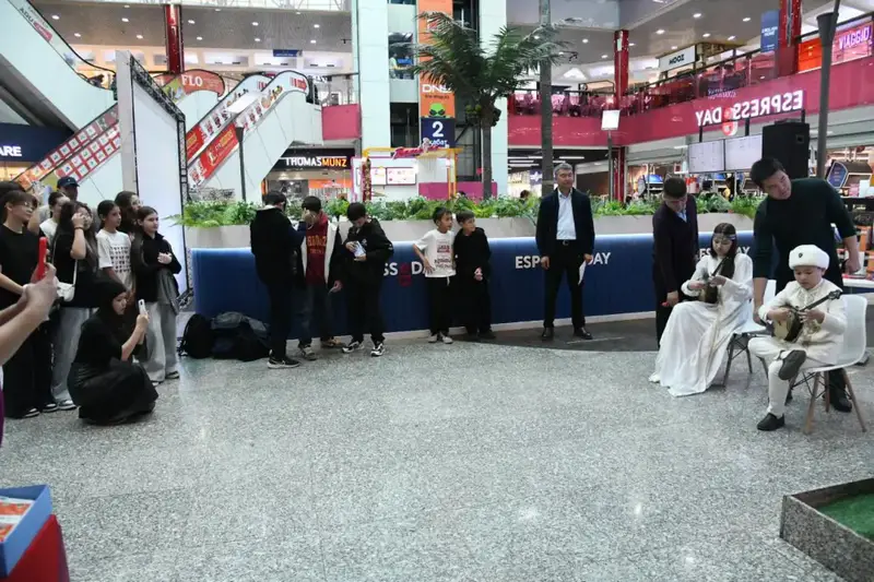 В Астане прошла акция «Ашық алаң» (4)